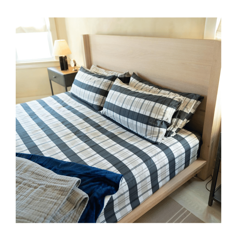 The bed sheet is designed with a durable weave. (BELADOR)