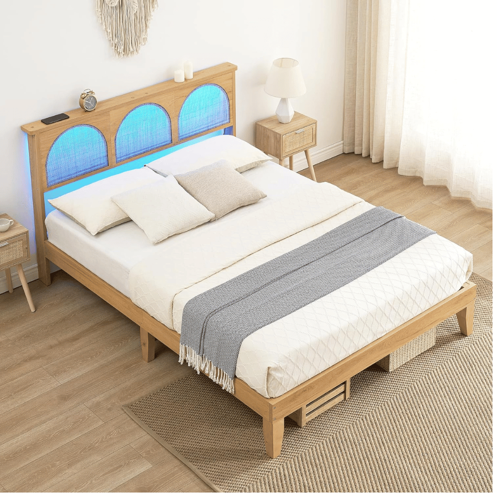 Amyove rustic bed