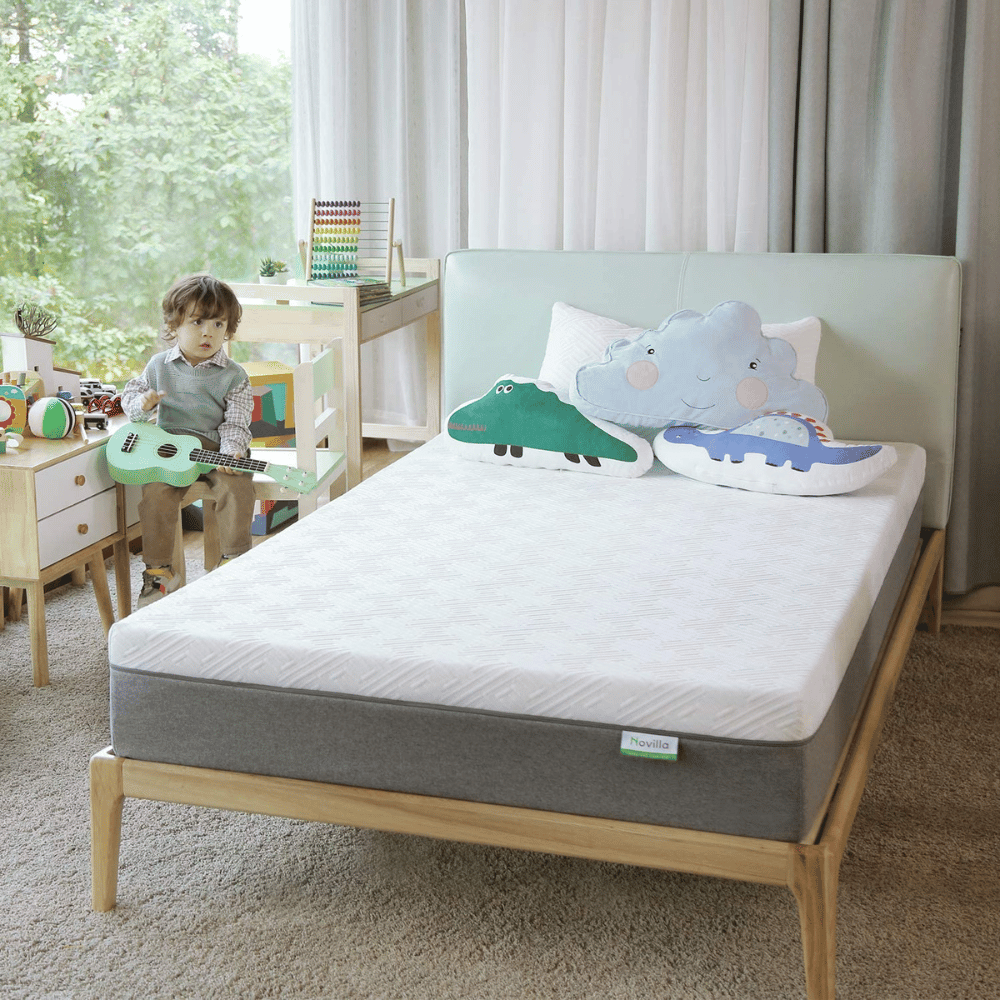 Memory foam Zinus bed