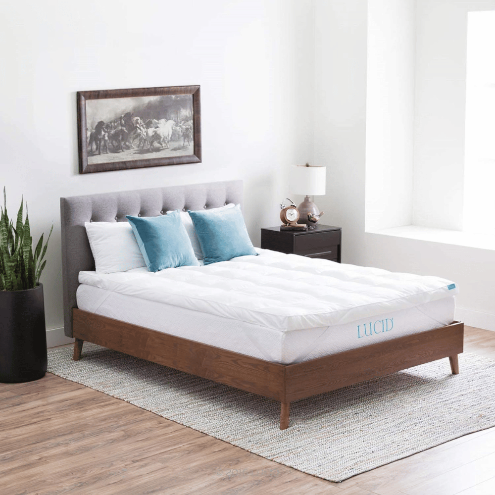 LUCID fiber bed topper