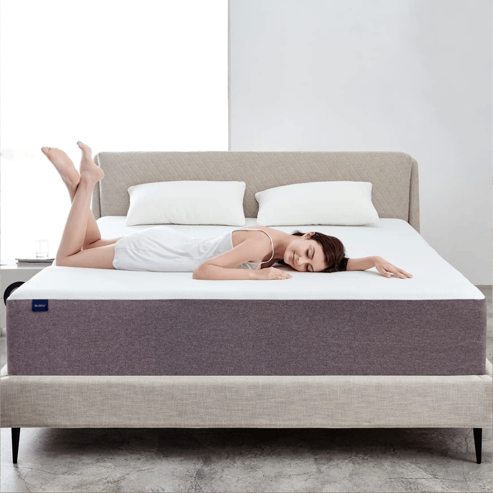 Molblly medium-firm bed