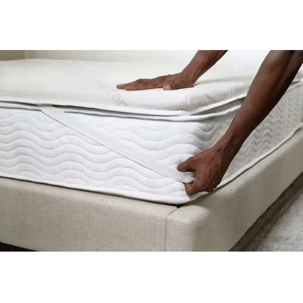 Saatva Heat-Regulating Mattress Topper