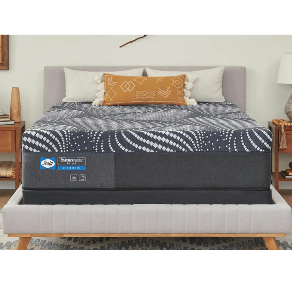 Sealy spine alignment mattress.