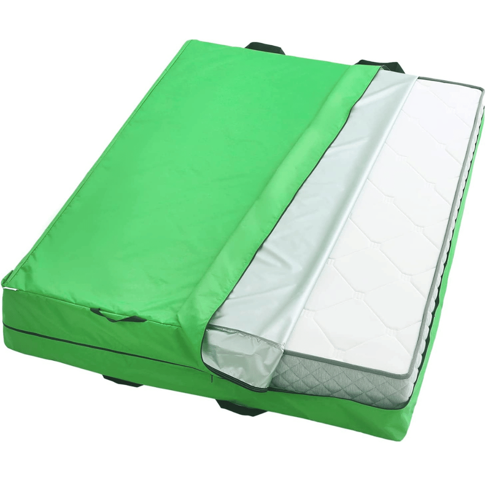 Reaks spill-proof mattress bag.